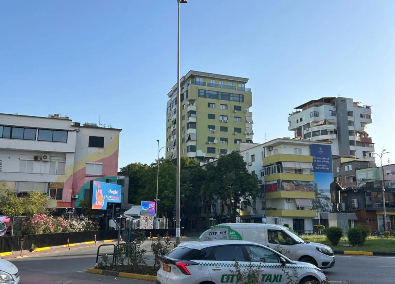 Studio Sol Tirana Albânia